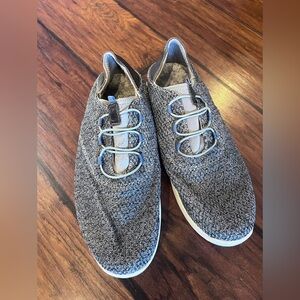 Men’s OluKai Alapa Li Mesh Sneakers Slip On Gray Size 9.5